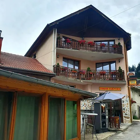 Holiday home с механа баджо